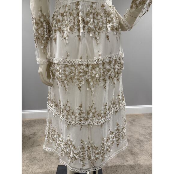 Polagram Elegant Lace Overlay Gold Embroidered Dress Size Small White Long - Picture 9 of 9